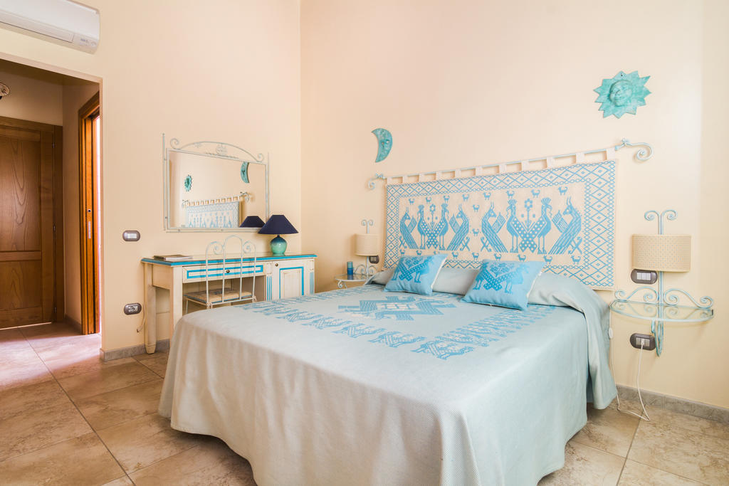 B&B Monte Prama Càbras Værelse billede