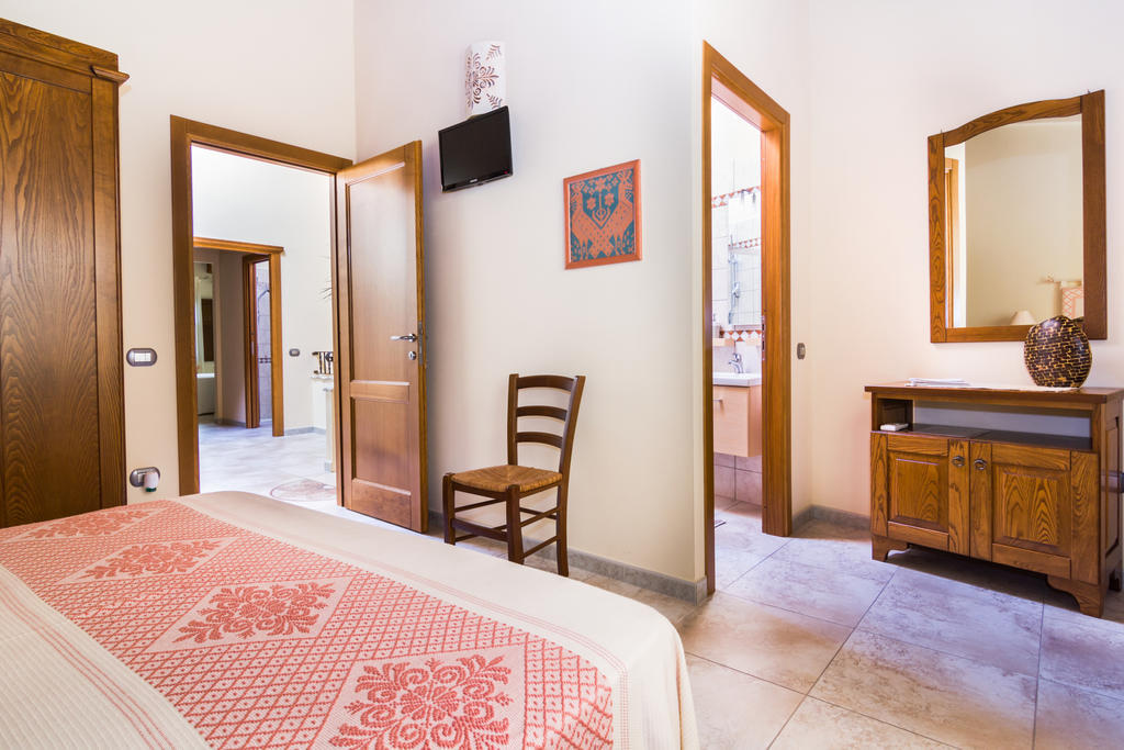 B&B Monte Prama Càbras Værelse billede